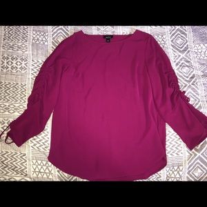 dark pink/purple top